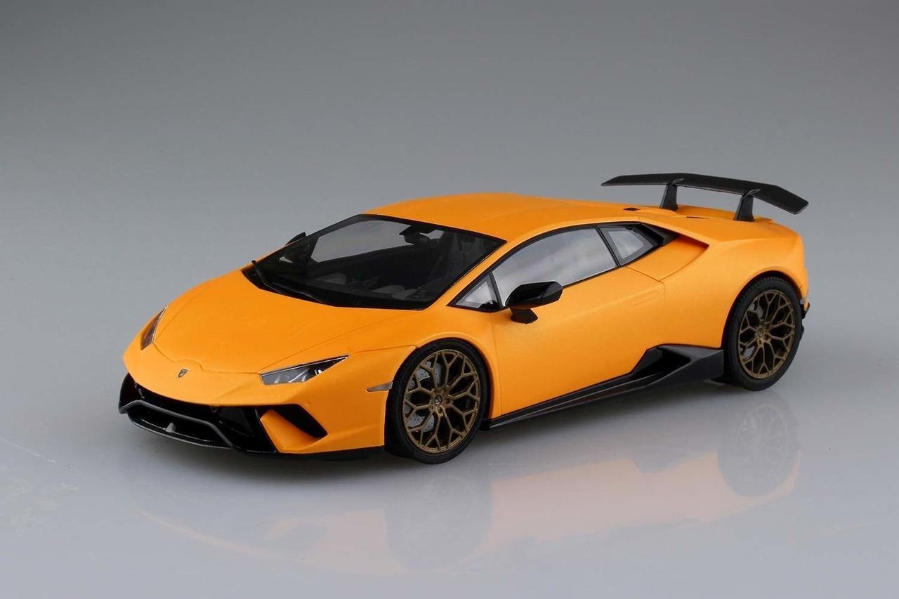 05600 Lamborghini Huracan Performante Aoshima