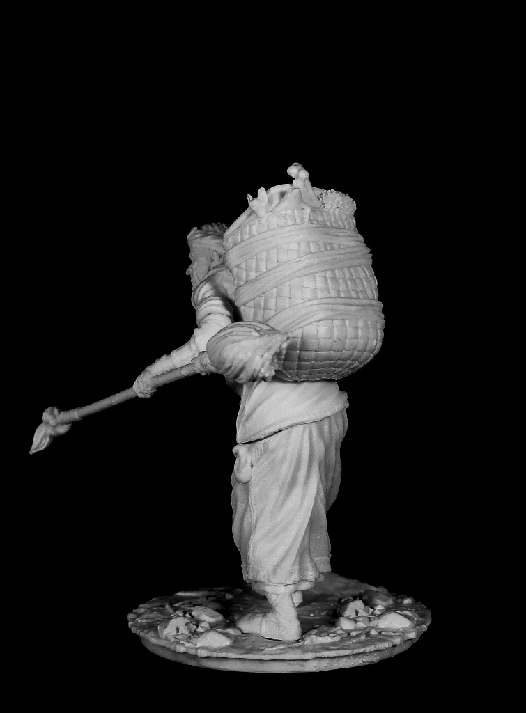 CHM-54120(M). Миры Фэнтези: Старая Ведьма. 54 мм. Материал - белый металл. Chronos Miniatures