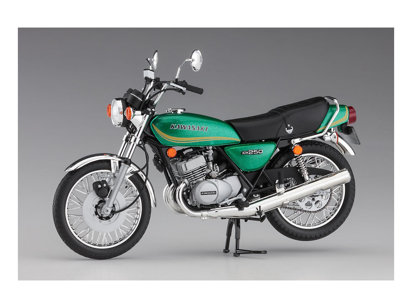 21508-МотоциклKAWASAKI KH250-B3/B4 Hasegawa