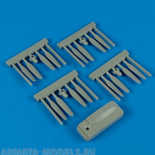 QB72336  B-24 Liberator Propeller w/Tool 1/72