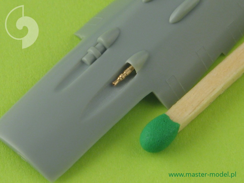 AM-72-012 Набор вооружения и ПВД для самолета Fw 190 A2 - A5 (стволы на MG 17, MG FF, MG 151)