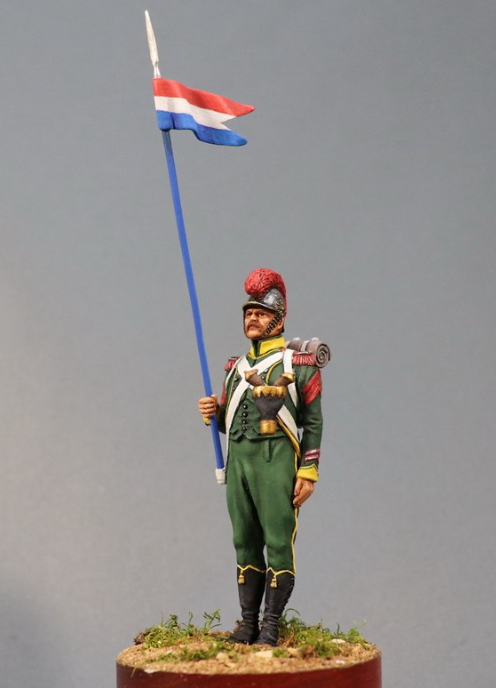 CHM-54232(М). 2-й орлоносец Хорватских временных пехотных полков, 1811-13 гг.  54 мм. Материал - белый металл. Chronos Miniatures