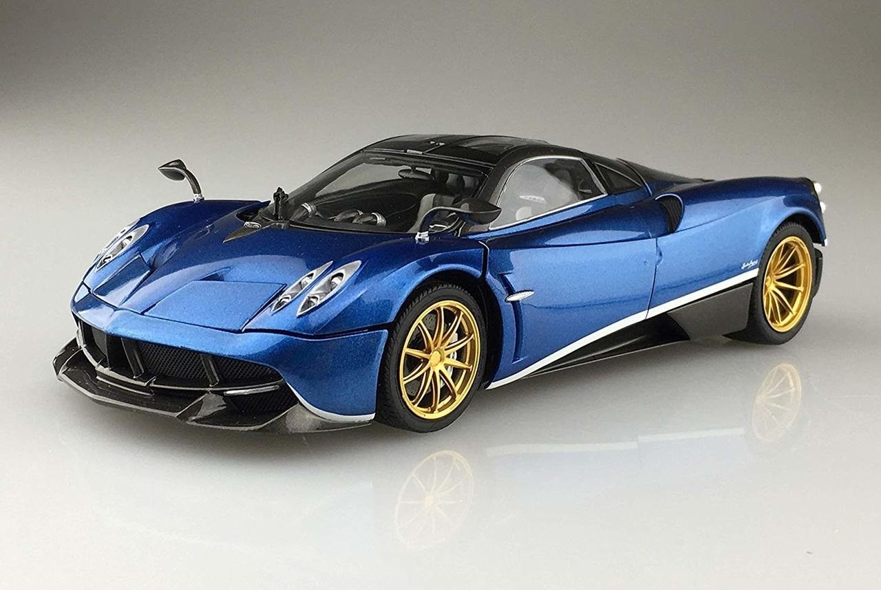 05599 Pagani Huayra Pacchetto Tempesta Aoshima