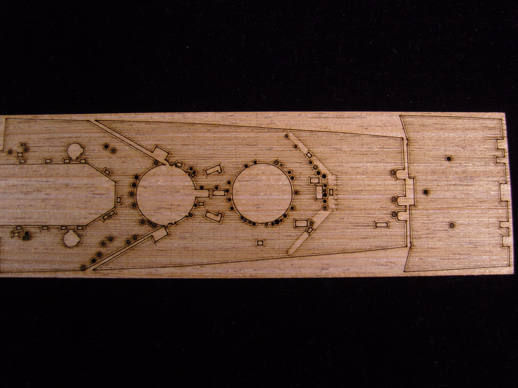 AW20047 Деревянная палуба для HMS Renown 1945