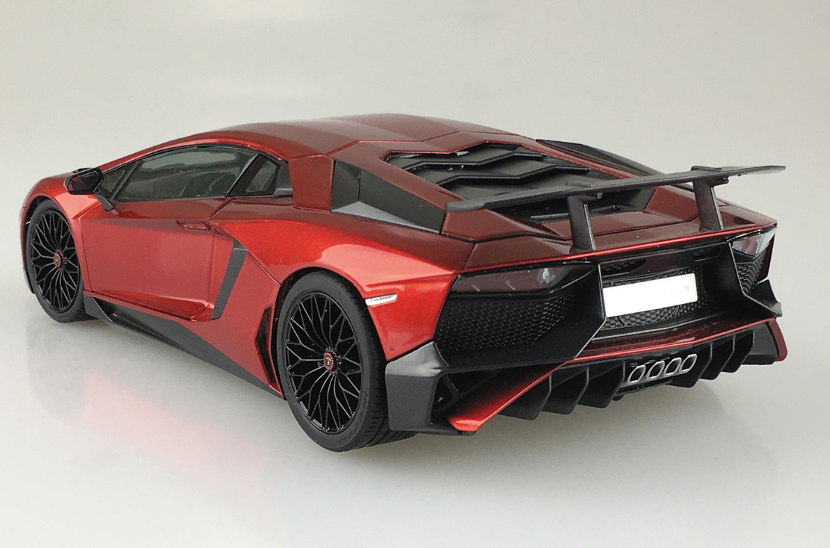 06120 Lamborghini Aventador LP750-4 SV '15 Aoshima