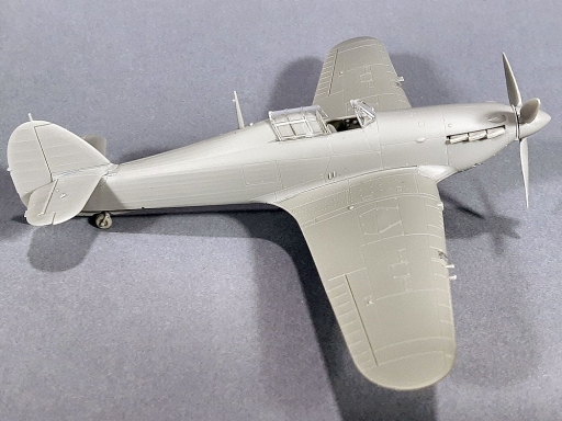 AH70042 Hurricane Mk II b / c Экспертный набор Arma Hobby