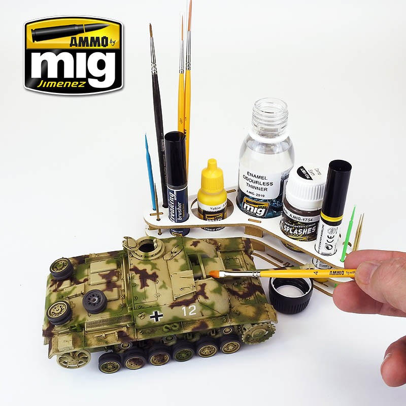 AMIG8028 Ammo Mig Деревянный органайзер BOOMERANG ORGANIZER STORAGE SYSTEM