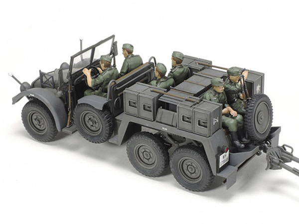 32580T Немецкий 6x4 Towing Truck Kfz.69 - w/3.7cm Pak с шестью фигурами и 3,7 см пушкой Tamiya