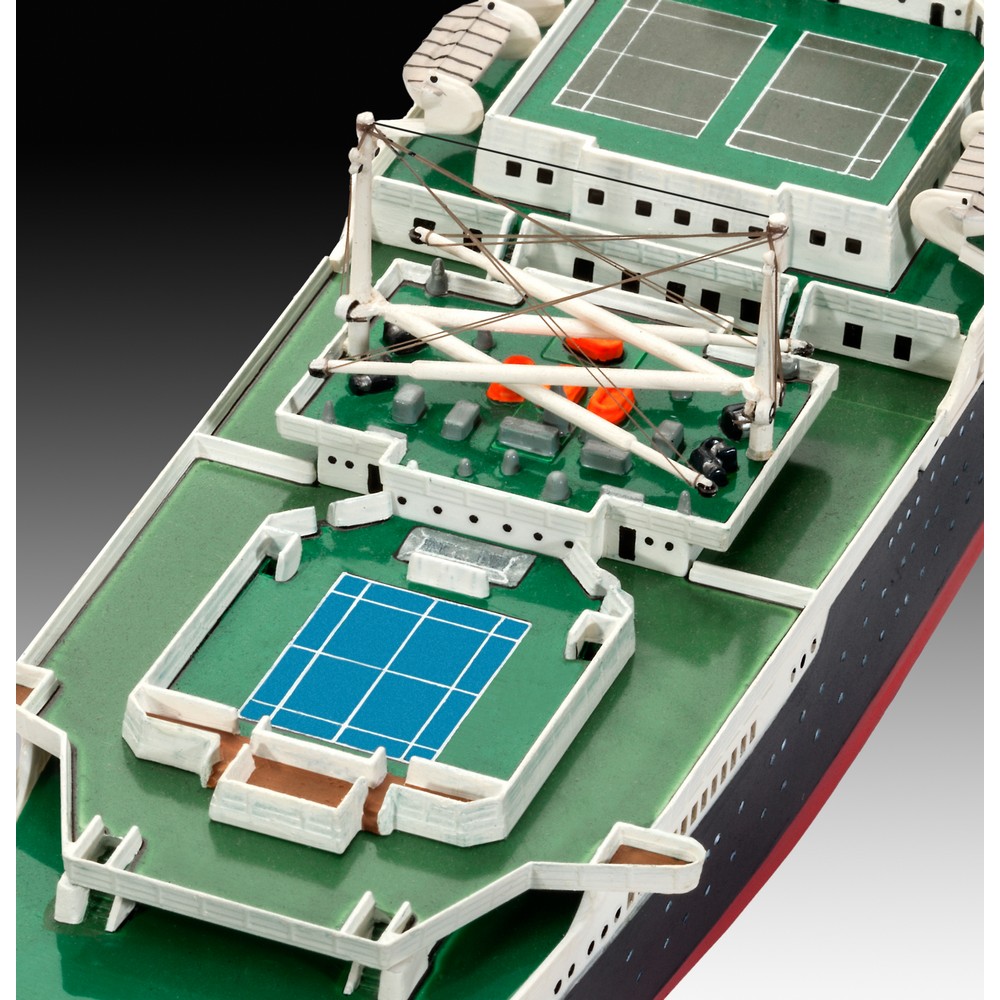 05146 Американский трансатлантический лайнер SS United States Revell