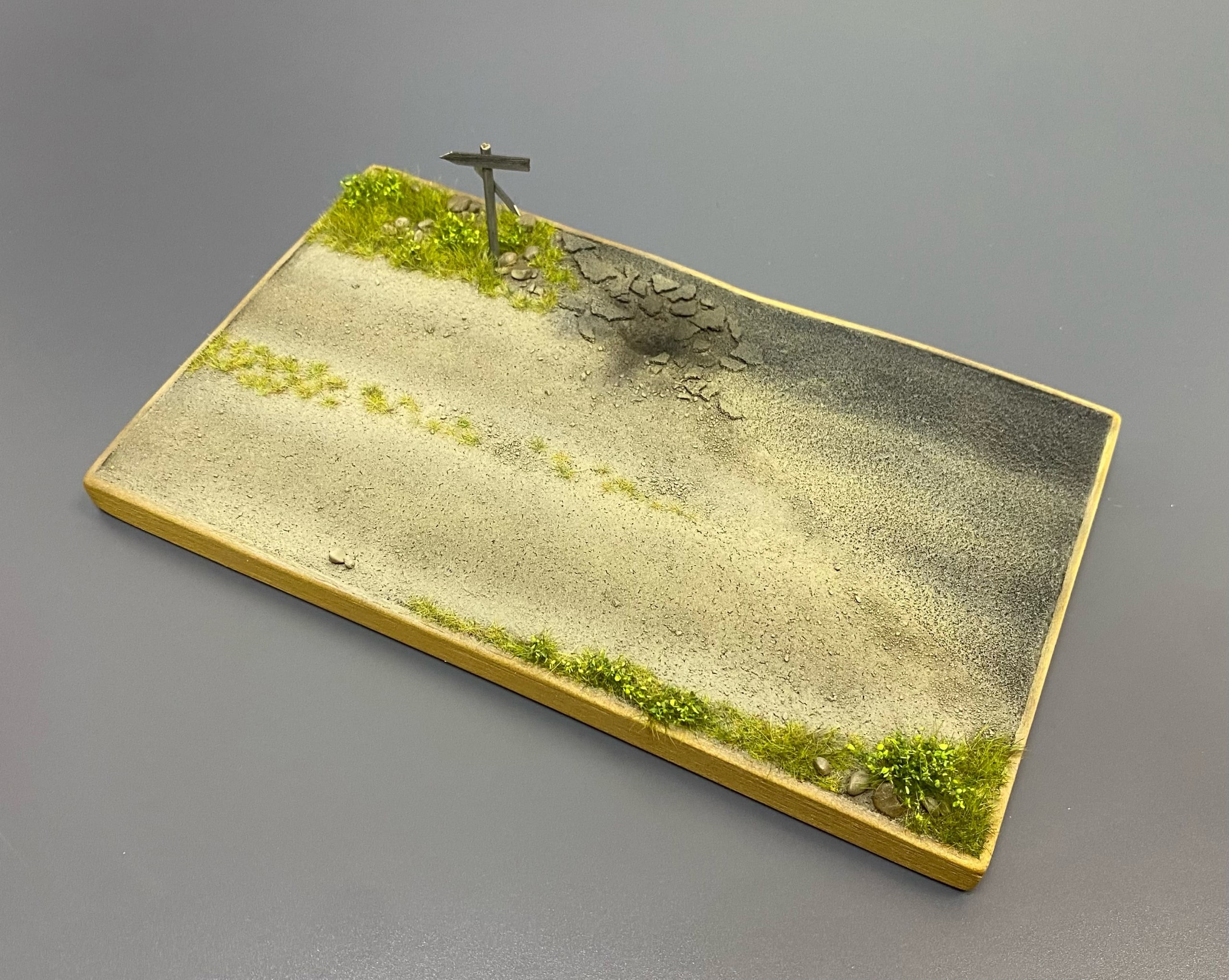 AM72297 В патруле. Размер 12*20см.