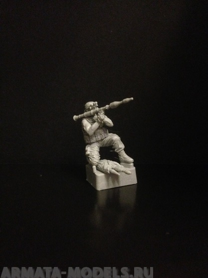 5012ТБ Боец на одном колене с гранатометом Три Богатыря
