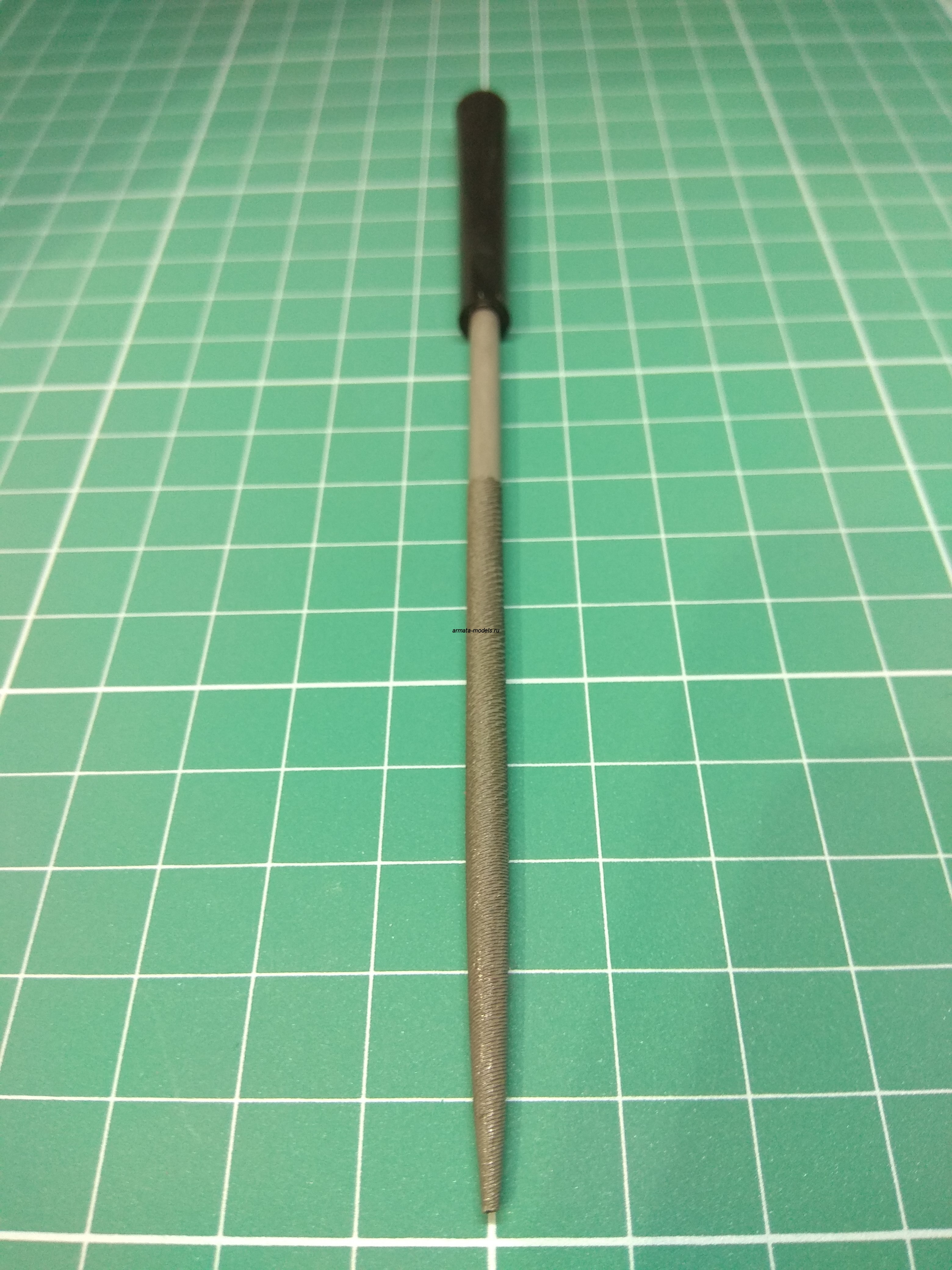 AMT017 Надфиль круглый, мелкозернистый 160мм №3 с ручкой