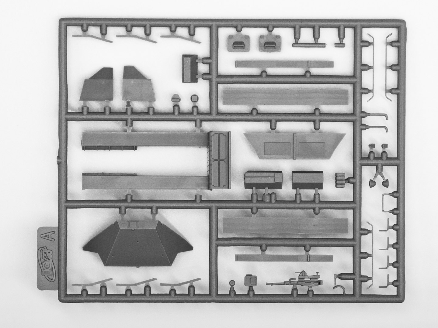 72901 БТР-60 П, бронетраспортёр ICM