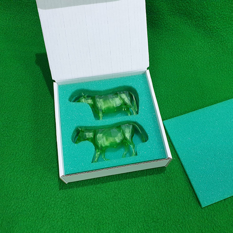 6008 коровы набор 2 шт масштаб 1:35 СВ Модель