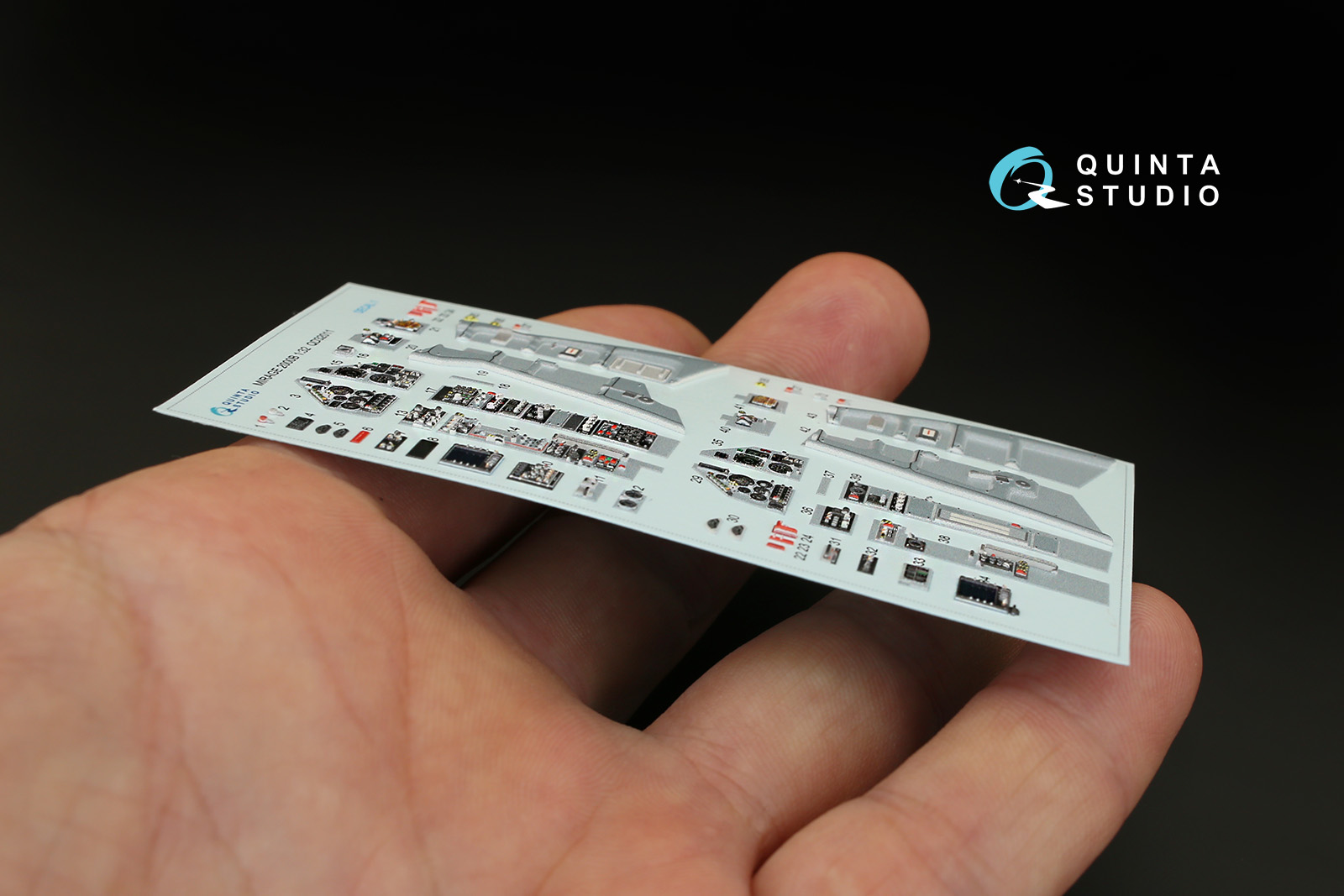 QD32011 1/32 3D Декаль интерьера кабины Mirage 2000B (для модели Kitty Hawk)