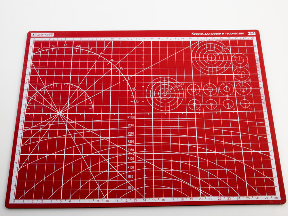 100111RK Коврик для резки стандарт красный А4, 3 слоя