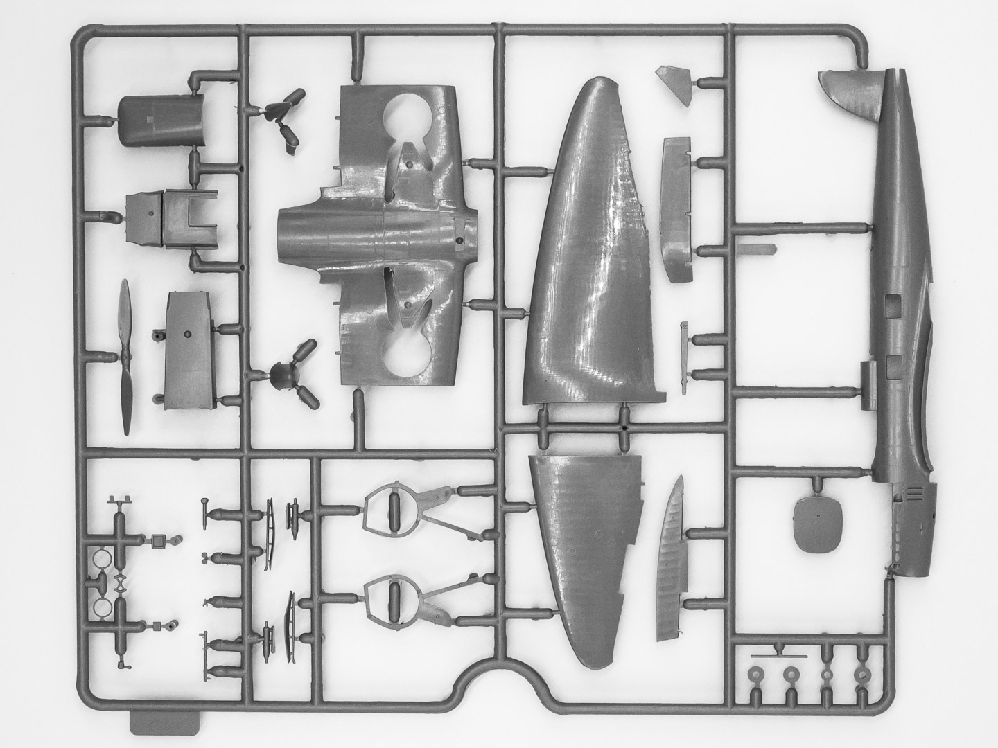 72233 He 70G-1 Германский пассажирский самолет ICM