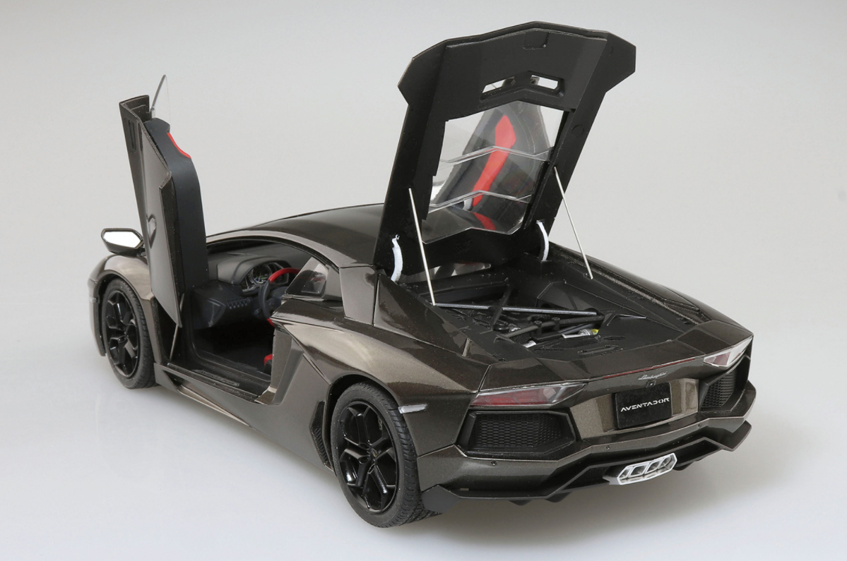 05864 Lamborghini Aventador LP700-4 11 Aoshima