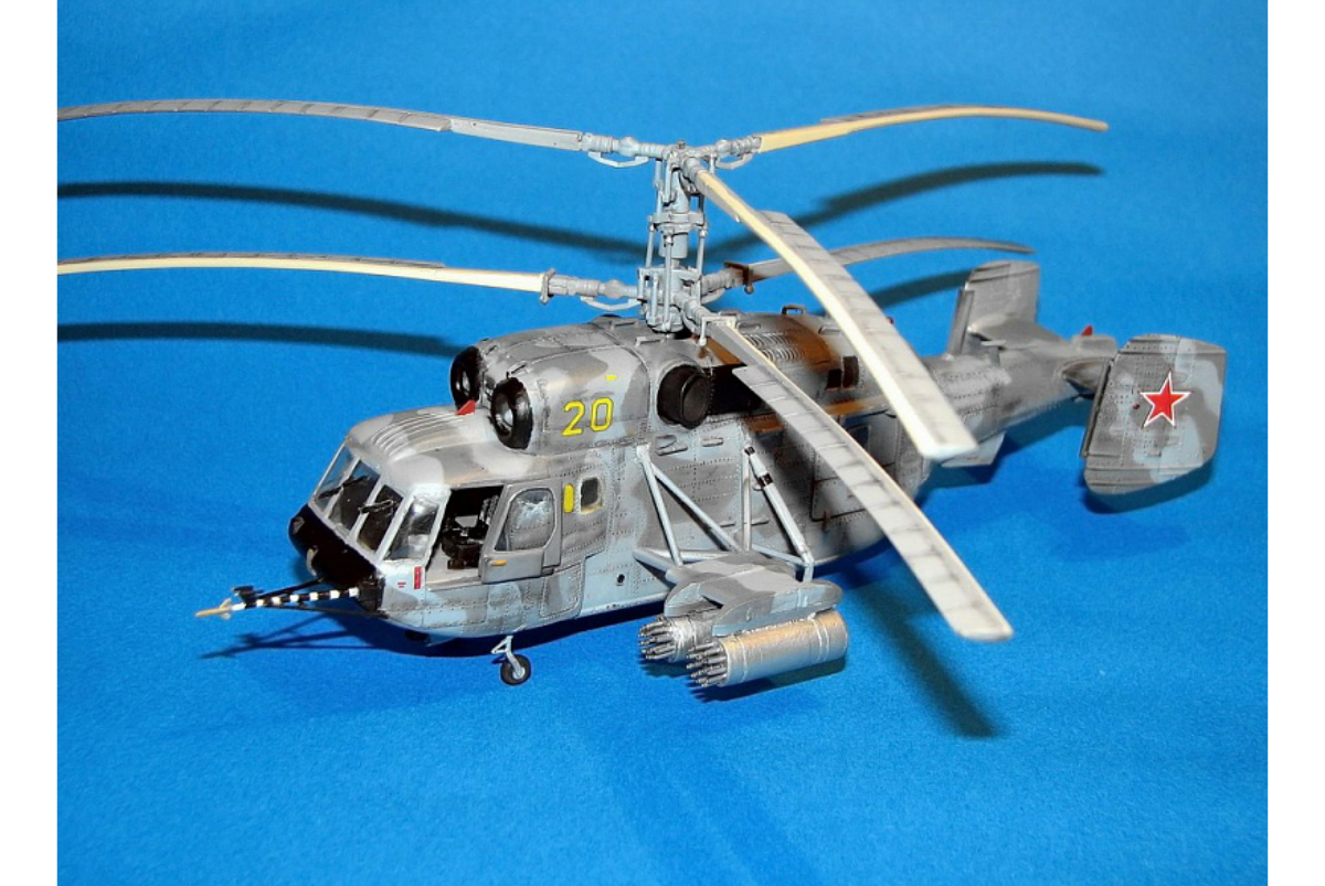 72039R Вертолет огневой поддержки морской пехоты ВМФ ARK model