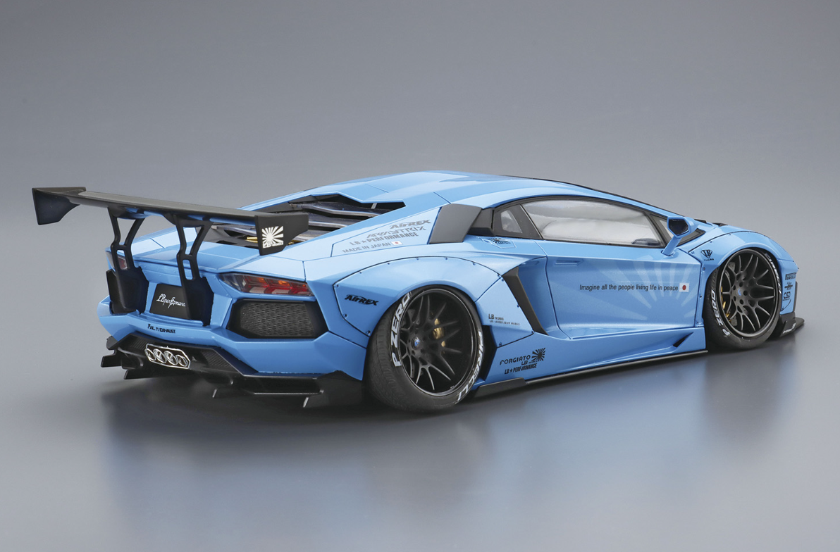 05989 Lamborghini Aventador LB-Works Ver.1 Aoshima