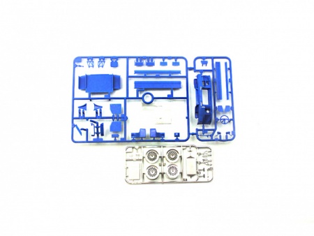 24184 Calsonic Skyline  GT-R (R33) Tamiya