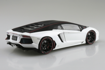 06121 Lamborghini Aventador Pirelli Edition '15 Aoshima