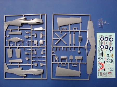 KPM0030 P-51 В Malcolm KP Models