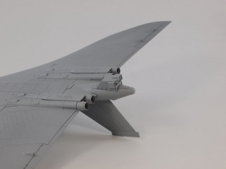 L1002 R.A.F Vulcan K.2 Tanker Great Wall